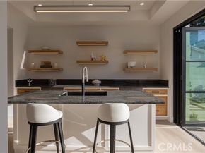 600 Powell Place, Newport Beach CA 92663