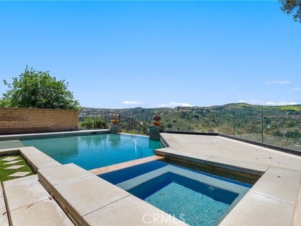 536 S Circulo Lazo, Anaheim CA 92807