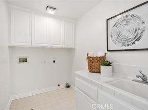 31581 Via Coyote, Laguna Hills CA 92679