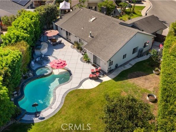 21022 Manessa, Huntington Beach CA 92646