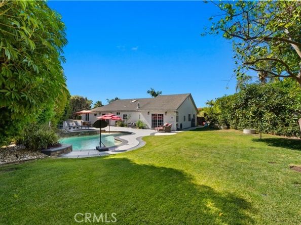 21022 Manessa, Huntington Beach CA 92646