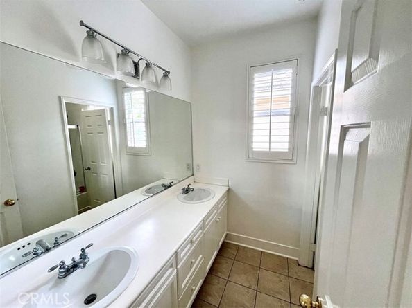 2 Gooseberry Court, Laguna Hills CA 92679