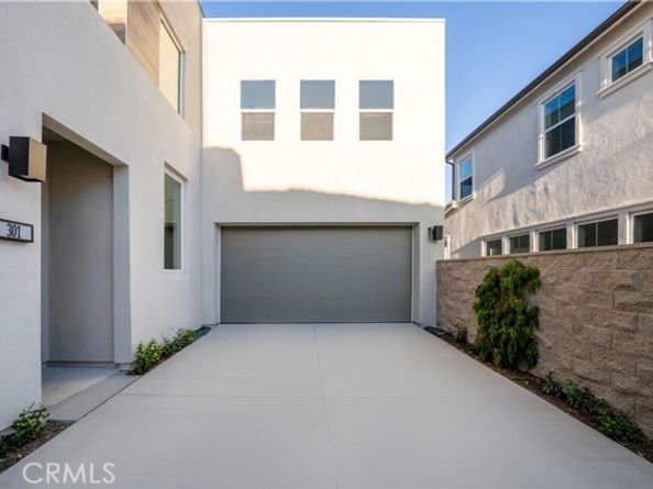 301 Brackens, Lake Forest (el Toro) CA 92630