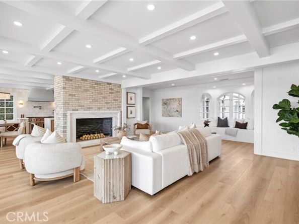 1927 Bayside Drive, Corona Del Mar (newport Beach) CA 92625