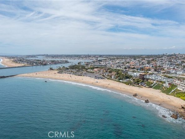 618 Iris Avenue B, Corona Del Mar (newport Beach) CA 92625