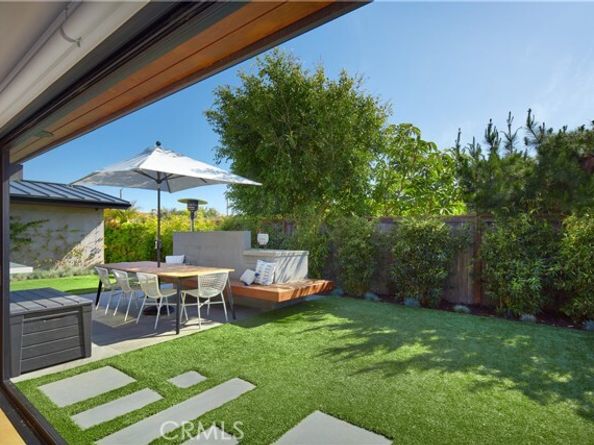 333 Milford Drive, Corona Del Mar (newport Beach) CA 92625