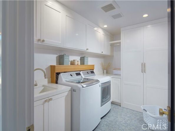 333 Milford Drive, Corona Del Mar (newport Beach) CA 92625