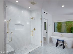 333 Milford Drive, Corona Del Mar (newport Beach) CA 92625
