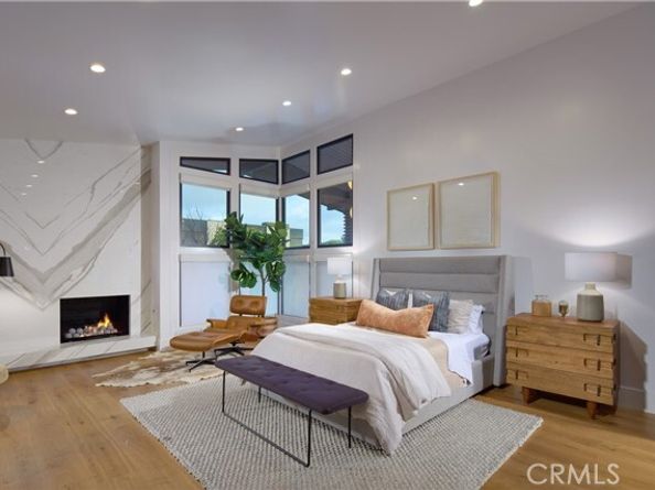 333 Milford Drive, Corona Del Mar (newport Beach) CA 92625