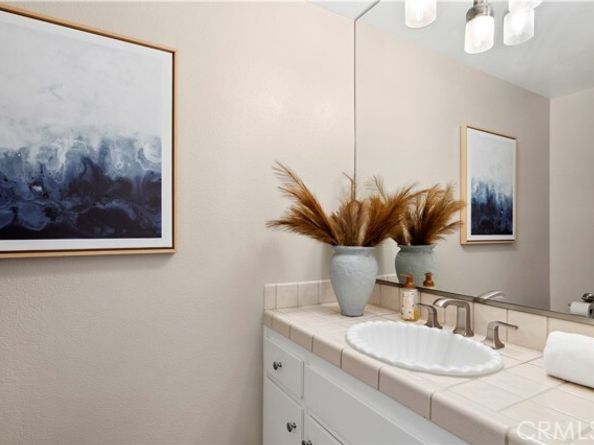 31 Carmel Bay Drive, Corona Del Mar (newport Beach) CA 92625