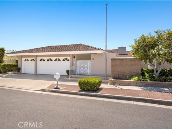 31 Carmel Bay Drive, Corona Del Mar (newport Beach) CA 92625