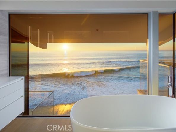 14 Lagunita Drive, Laguna Beach CA 92651