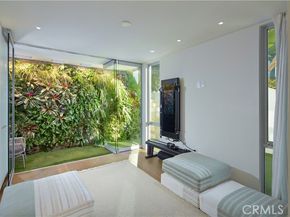14 Lagunita Drive, Laguna Beach CA 92651