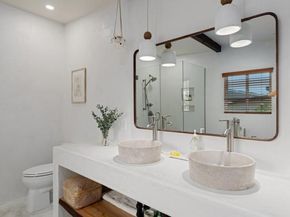 1011 Neptune Ave, Encinitas CA 92024