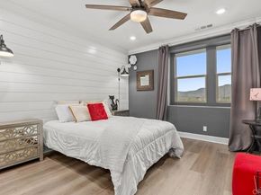16750 Coyote Bush Dr 107, San Diego CA 92127