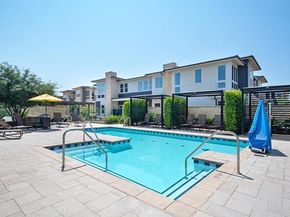 16750 Coyote Bush Dr 107, San Diego CA 92127