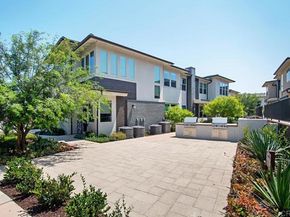 16750 Coyote Bush Dr 107, San Diego CA 92127