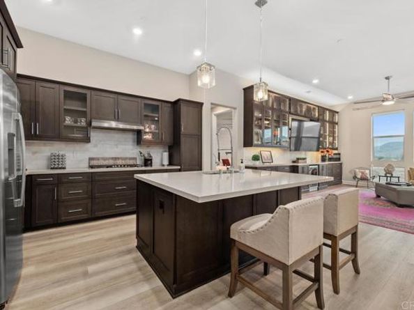 16750 Coyote Bush Dr 107, San Diego CA 92127