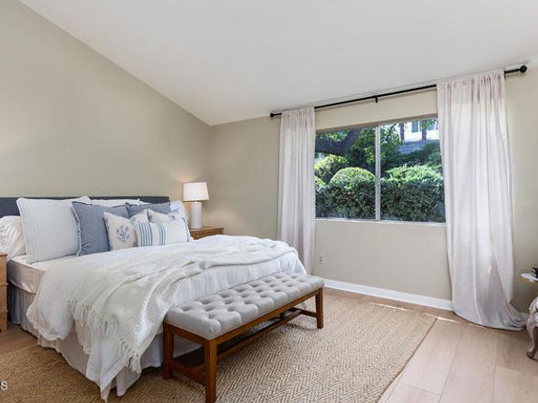 13017 Barto Drive, Granada Hills (los Angeles) CA 91344