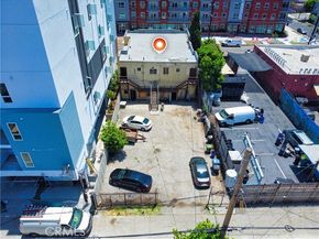 1323 W Jefferson Boulevard, Los Angeles CA 90007