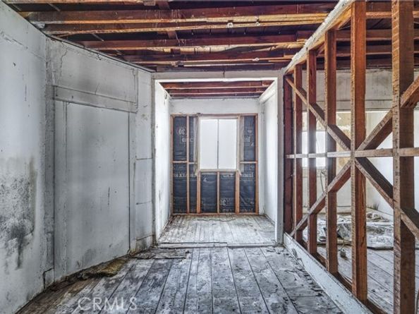 1323 W Jefferson Boulevard, Los Angeles CA 90007