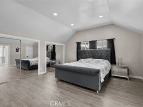 17441 Rayen Street, Northridge (los Angeles) CA 91325
