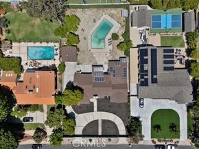 17441 Rayen Street, Northridge (los Angeles) CA 91325