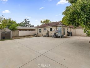 8036 Hazeltine Avenue, Panorama City (los Angeles) CA 91402