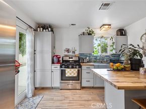 8036 Hazeltine Avenue, Panorama City (los Angeles) CA 91402
