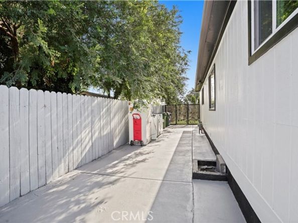 5616 Buffalo Avenue, Los Angeles CA 91401