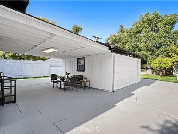 5616 Buffalo Avenue, Los Angeles CA 91401