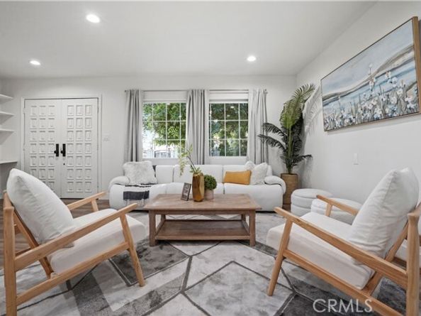 5616 Buffalo Avenue, Los Angeles CA 91401