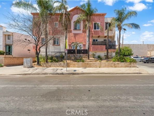 10235 Independence Avenue 10, Chatsworth (los Angeles) CA 91311