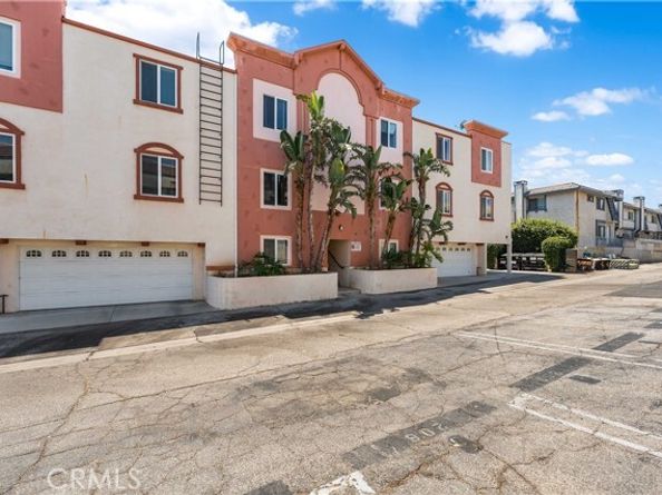 10235 Independence Avenue 10, Chatsworth (los Angeles) CA 91311