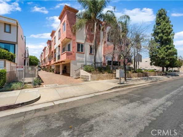 10235 Independence Avenue 10, Chatsworth (los Angeles) CA 91311