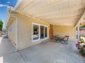 15354 Runnymede Street, Van Nuys (los Angeles) CA 91406