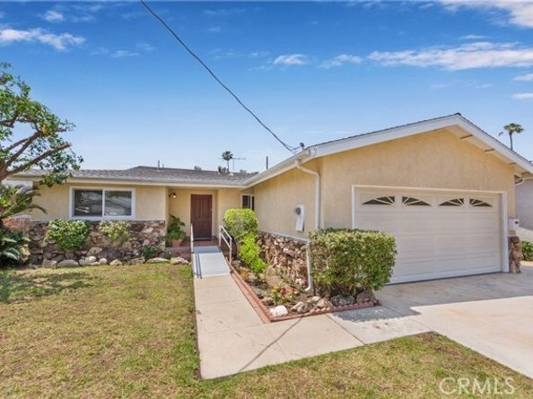 15354 Runnymede Street, Van Nuys (los Angeles) CA 91406