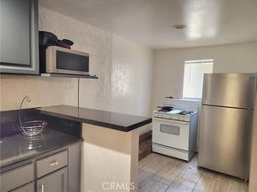 8626 Laurel Canyon Boulevard, Sun Valley (los Angeles) CA 91352