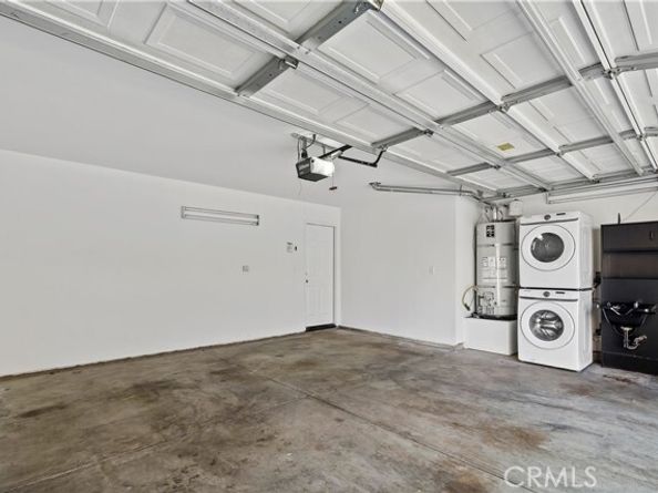 9427 Lemona Avenue 23, North Hills (los Angeles) CA 91343