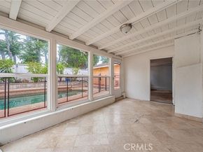 20129 Halsted Street, Chatsworth (los Angeles) CA 91311