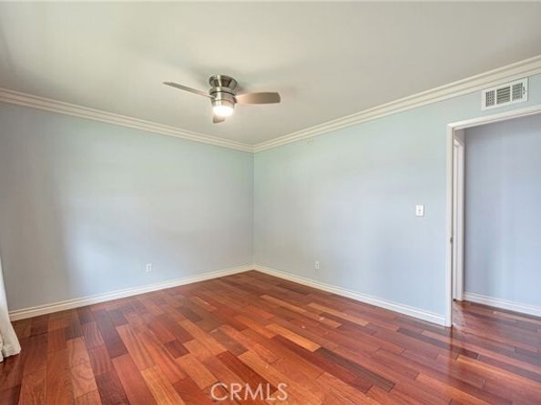 20129 Halsted Street, Chatsworth (los Angeles) CA 91311