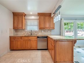 20129 Halsted Street, Chatsworth (los Angeles) CA 91311