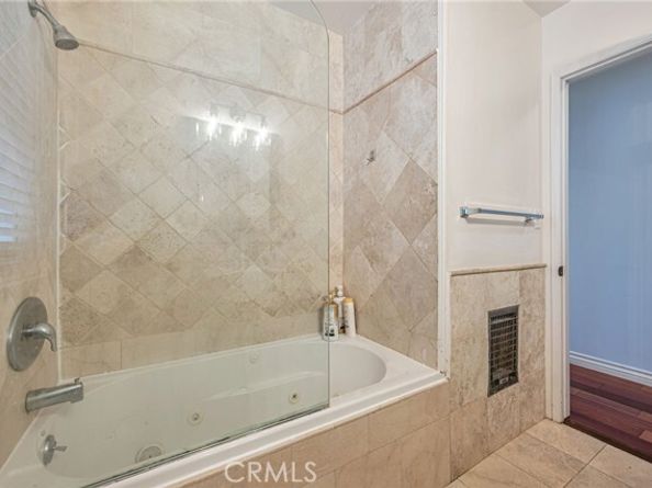 20129 Halsted Street, Chatsworth (los Angeles) CA 91311