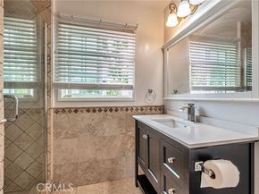 20129 Halsted Street, Chatsworth (los Angeles) CA 91311