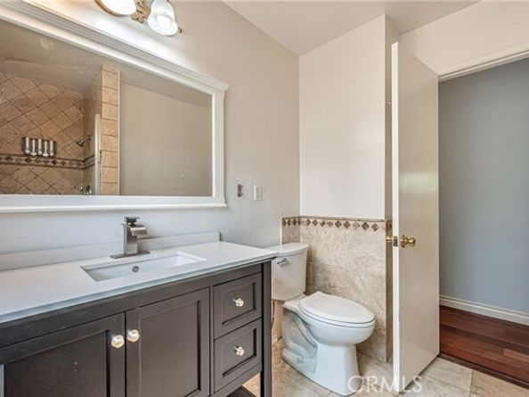 20129 Halsted Street, Chatsworth (los Angeles) CA 91311