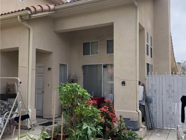8242 Ventura Canyon Avenue, Panorama City (los Angeles) CA 91402