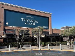 21620 Burbank 22, Woodland Hills (los Angeles) CA 91367