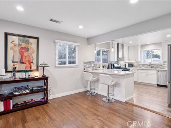 17232 Elkwood Street, Los Angeles CA 91406