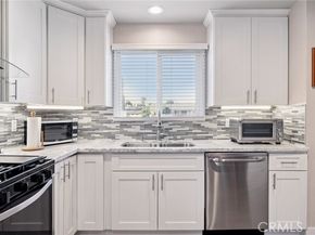 17232 Elkwood Street, Los Angeles CA 91406