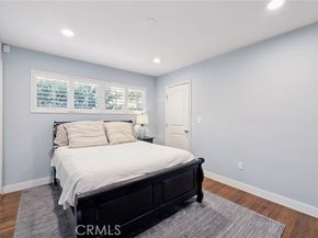 17232 Elkwood Street, Los Angeles CA 91406